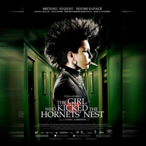 Arı Kovanına Çomak Sokan Kız / Stieg Larsson